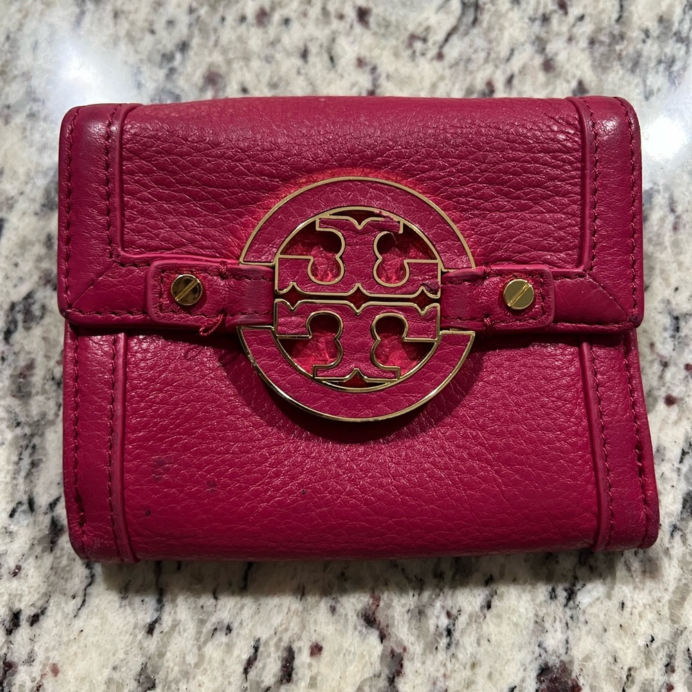 Tory Burch Pink smaller wallet
